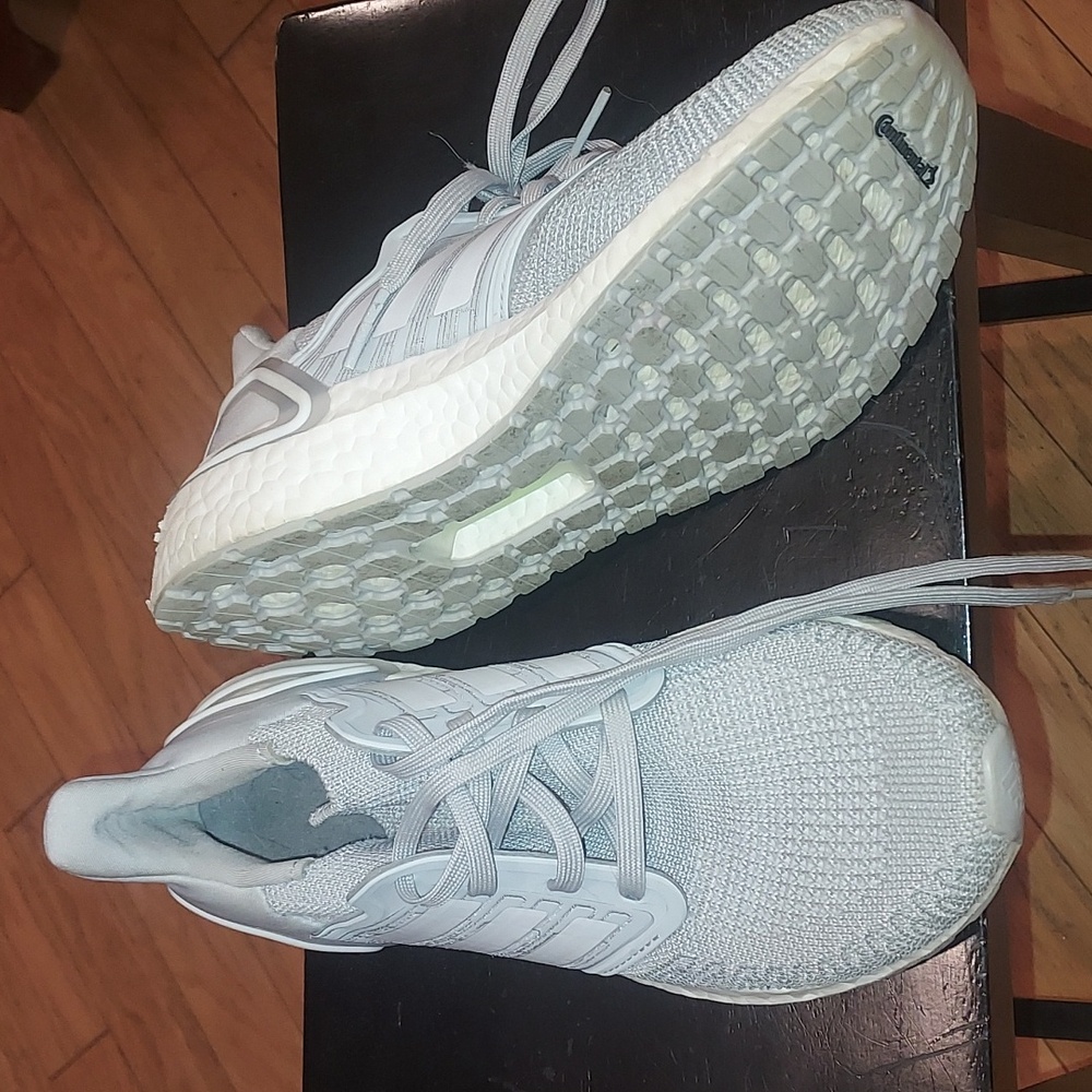 Adidas ultraboost running shoes size 7.5